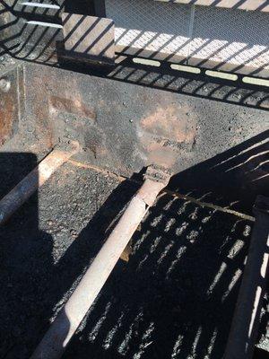 grille that came with home was rusted and a hazard. holes like that could blow up in your face!!