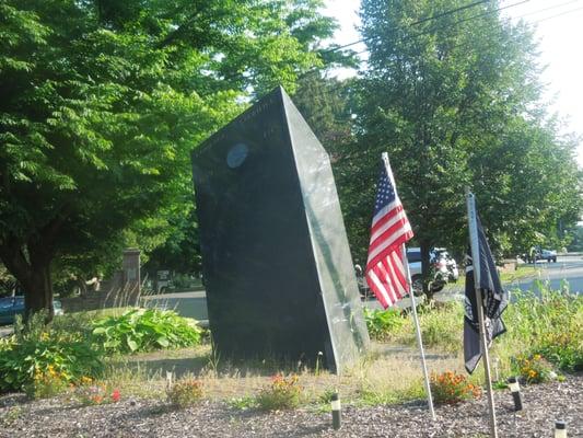 Wallingford Vietnam Veterans Monument