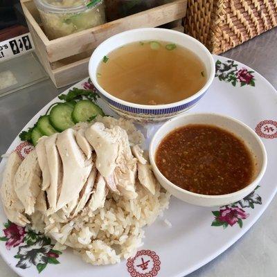 Classic Khao Mun Gai aka KMG -- So spot on delicious and authentic!