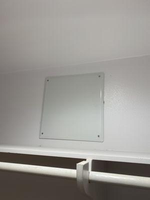 Cable box mounted with one connect box.