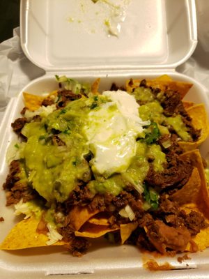 Nachos des asada with everything.