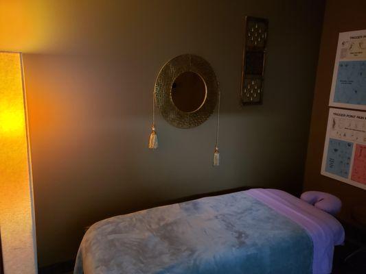 Massage room.