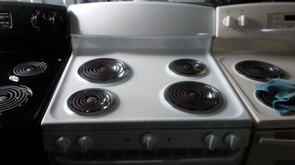 GE Stove $225 Plus Tax