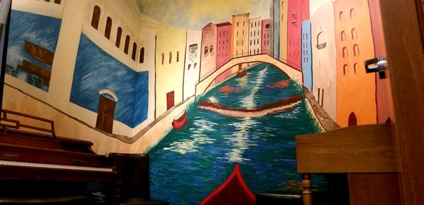 Our brand new Venice Room has an acoustic piano, an organ and a gorgeous custom mural by Cici!