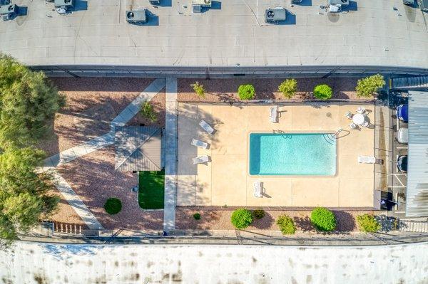 LIV at University aerial view of outdoor pool and lounge area