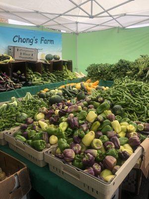 a few pics of this stall. freshest produce.