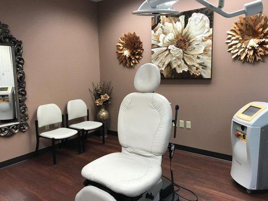 Procedures performed in the office state of the Art Procedure Room, Smart Lipo, Precision TX, Coolsculpting, ICON Laser.