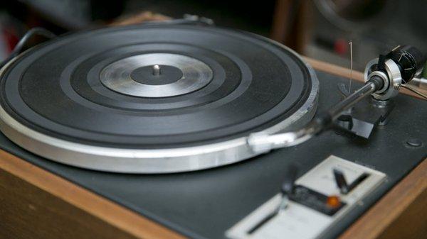 Vintage Turntable & Stereo