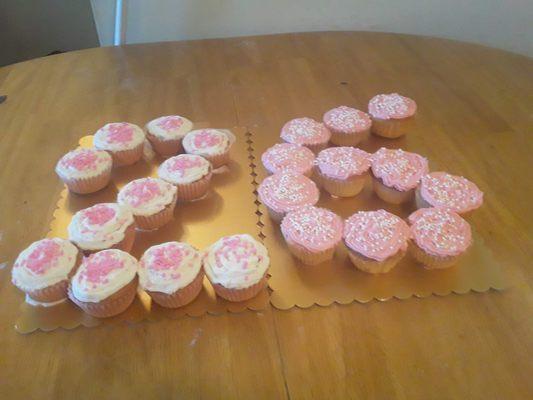 This is a number 26 spelled out with cupcakes