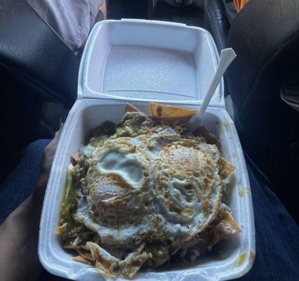 Chilaquiles +2 sunny side up eggs