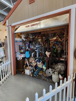 Is this your garage? It sure inspired me to declutter my garage!