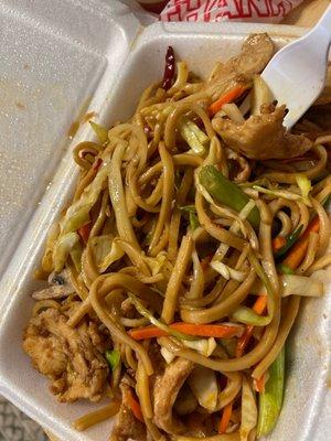 Chicken lo mein