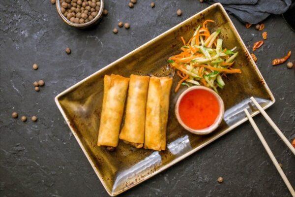 Seafood egg roll