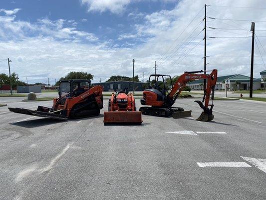 We have the heavy equipment you need! Excavators, tractors, skid-steers and more!