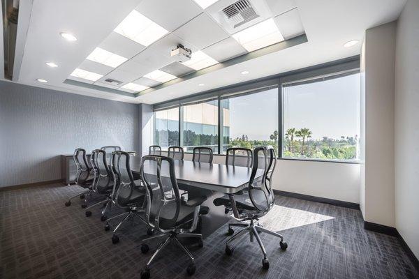 Regus - Encino Corporate Center