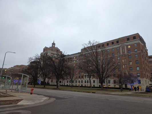 Mayo Clinic Hospital, St. Marys Campus