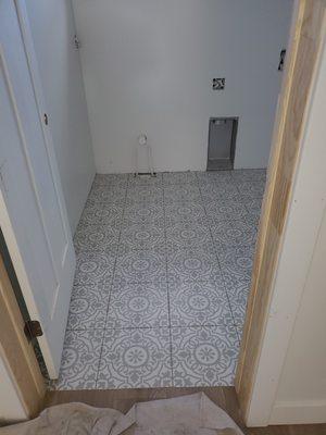 Lot 603 
Laundry Room Tile