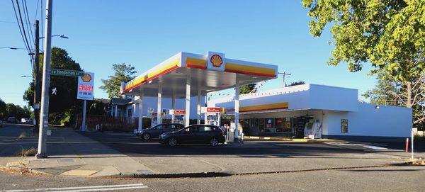 New Shell station with new pumps and food mart