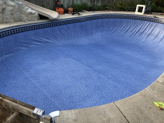 We offer liner replacement and installation services for in ground pools.