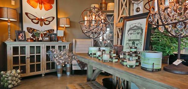 Wide selection of Home Decor and Accessories like lamps, mirrors, artifacts and much more