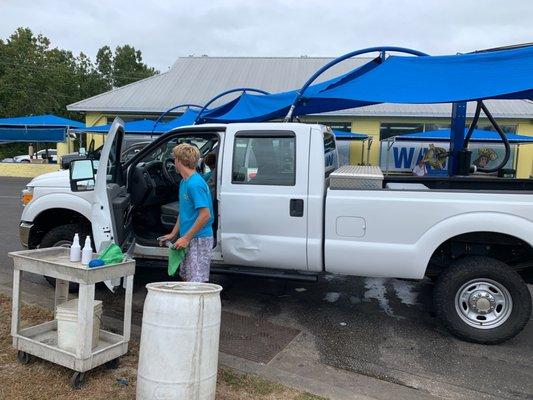 One of the best car washes I have been to!