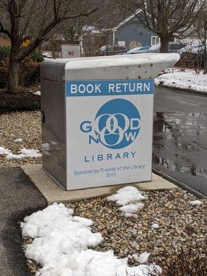 Book return outside