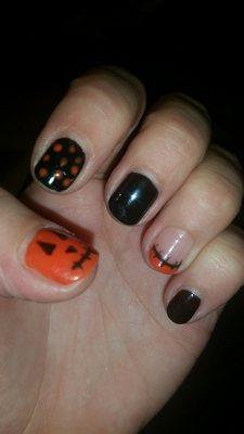 Come and get your Halloween nails!