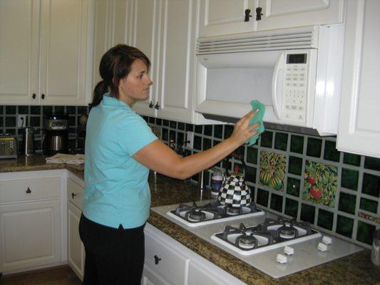 Dyno Maids House Cleaning Service