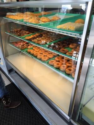 Variety of donuts and fillable donuts.