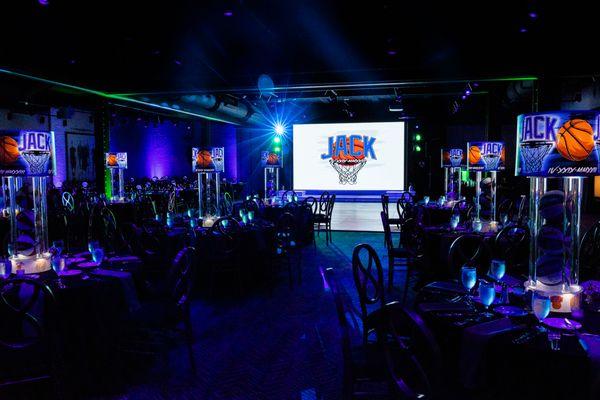 LED Video Wall & Siagel Event Planning

Photo: Robert Castagna