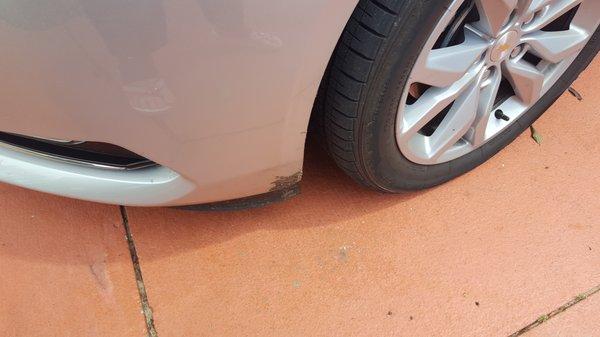 Mud in front of wheels. The same mud was in back of the rear tires.