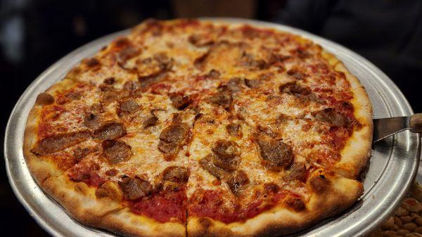 Sausage pizza.