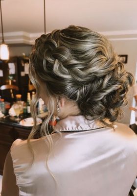 Wedding - bridesmaid updo