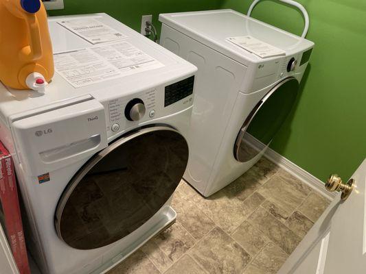 Our brand new LG washer and dryer thanks to Ryan at Pacific Sales in Newbury Park!