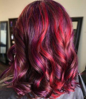 Vivid color. Red & purple highlights