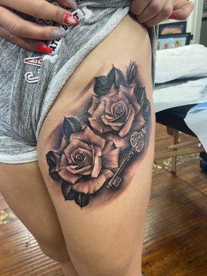 Rose and key tattoo by Pedro