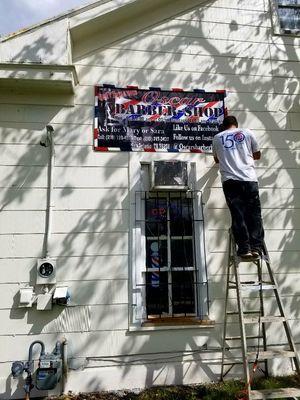 Buisnnes sign is up on zalzamora