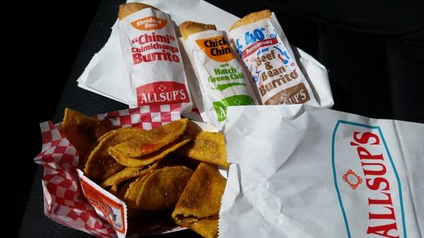 Fried burritos & mini fried tacos