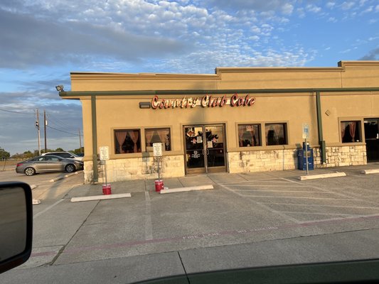 Wylie County Club cafe