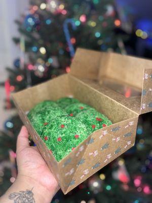 Adorable Grinch themed cookies. Perfect for the holidays!