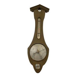 Wall weather station barometer