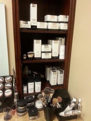 BELLA TERRA MINERAL COSMETICS