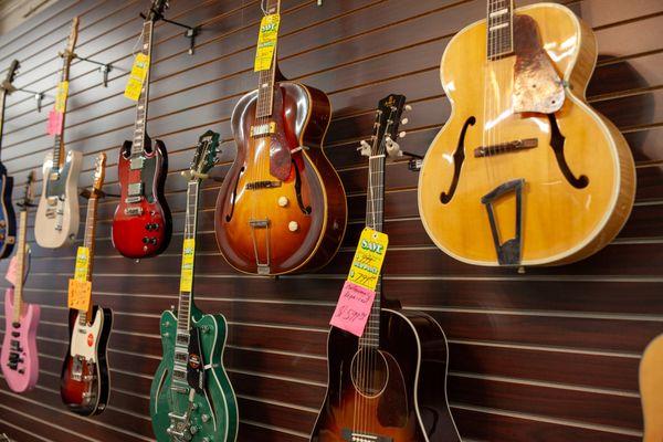 Used and Vintage Guitars.