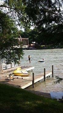 Rent jet skies or a boat or bring your own private boat launch