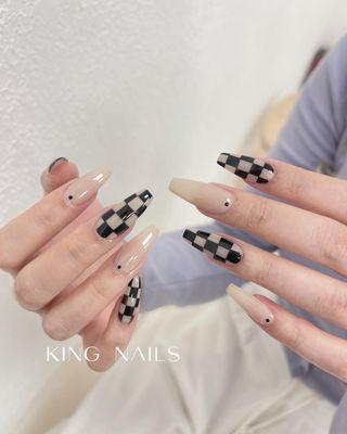 King Nails