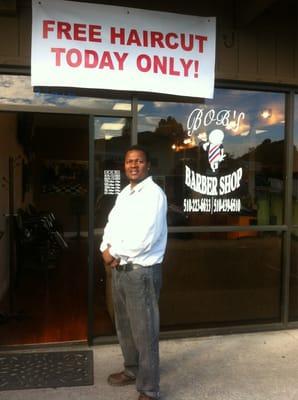 Wednesday Nov 14th 2012 Bob wanted to give back and offered free haircuts to everyone. He's a good man. Thanks Bob!