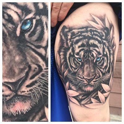 Tiger tattoo by Nikki