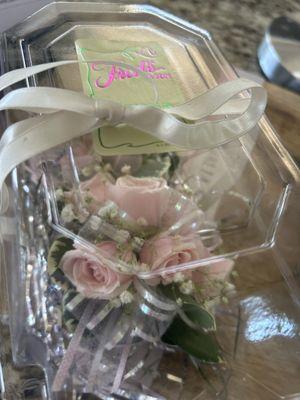 pink corsage and boutonniere