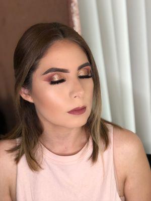 Semi-Natural Makeup Glam