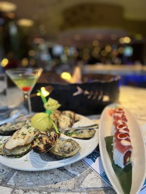 Char grilled oysters & spicy tuna roll